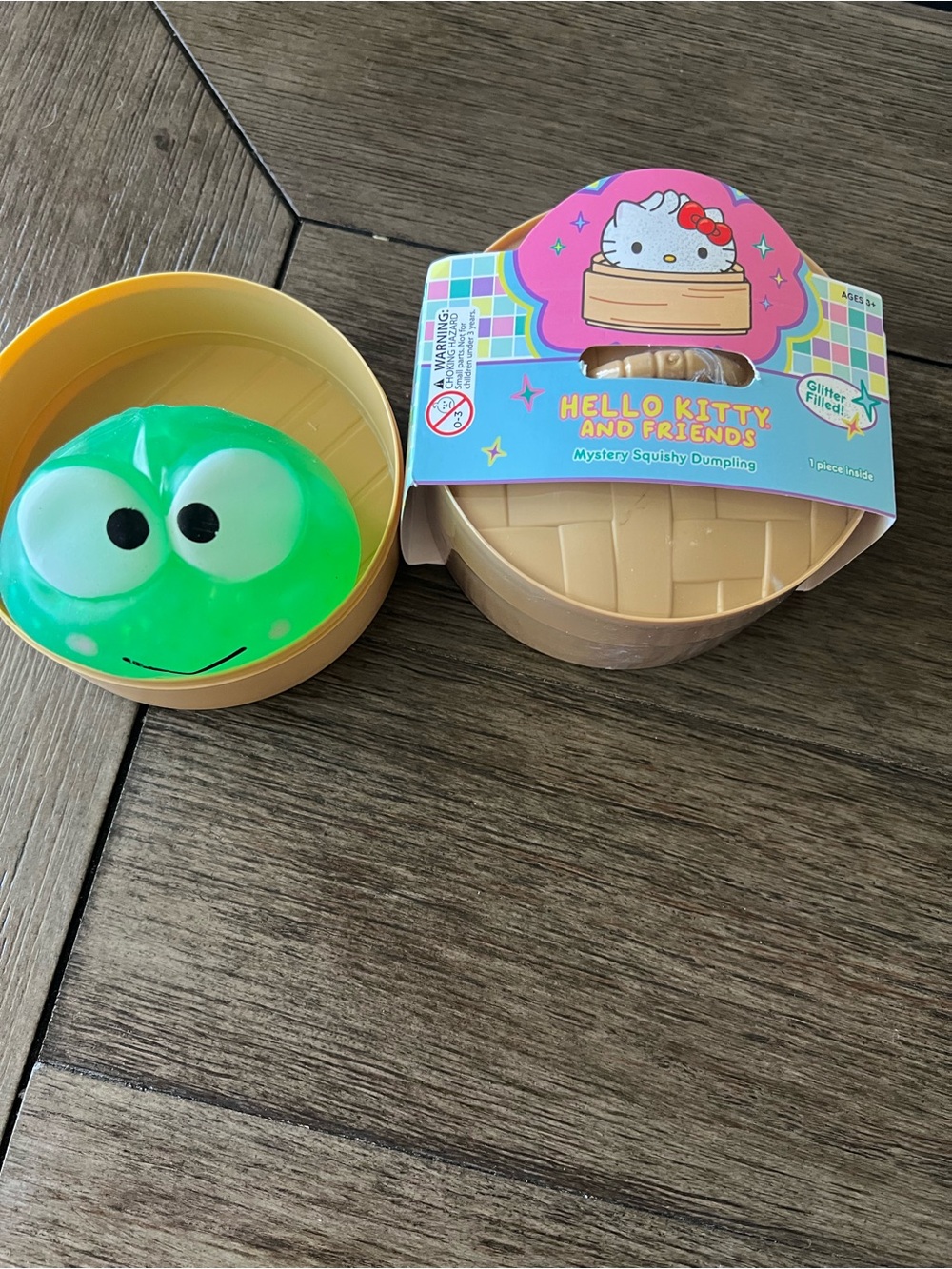 Hello Kitty and Friends Glitter Filled Dumpling